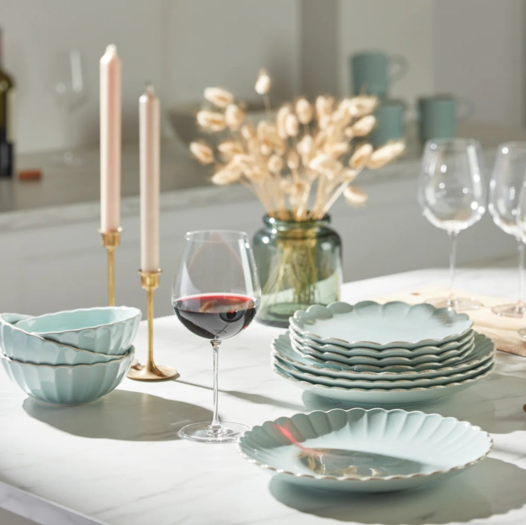 French Perle Scallop 4pps Ice Blue