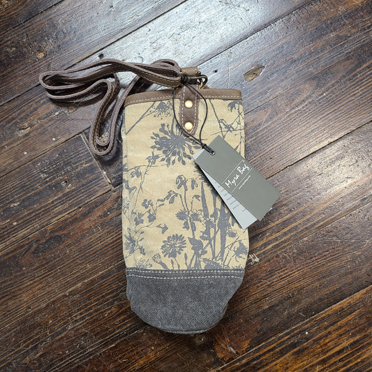 Myra Bottega Wine Bottle Bag