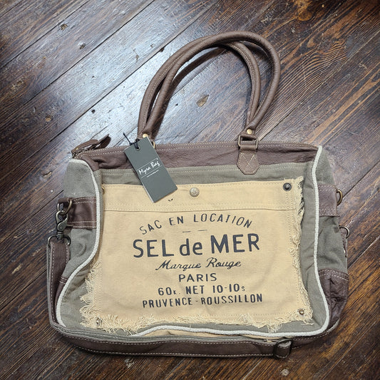 Myra Right Approach Messenger Bag