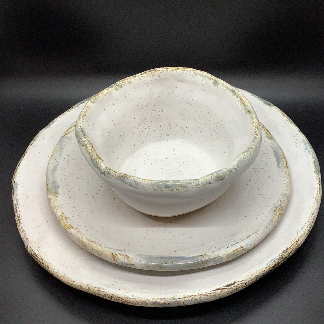 Etta B Charming White Dinnnerware