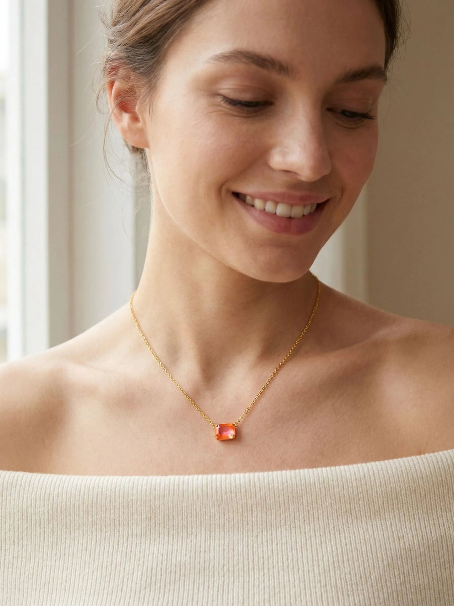 Octavia Single Crystal Pendant Necklace- Electric Hyacinth