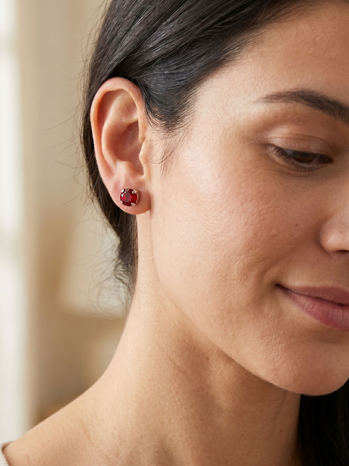 Simple Stud Earrings - Red Siam