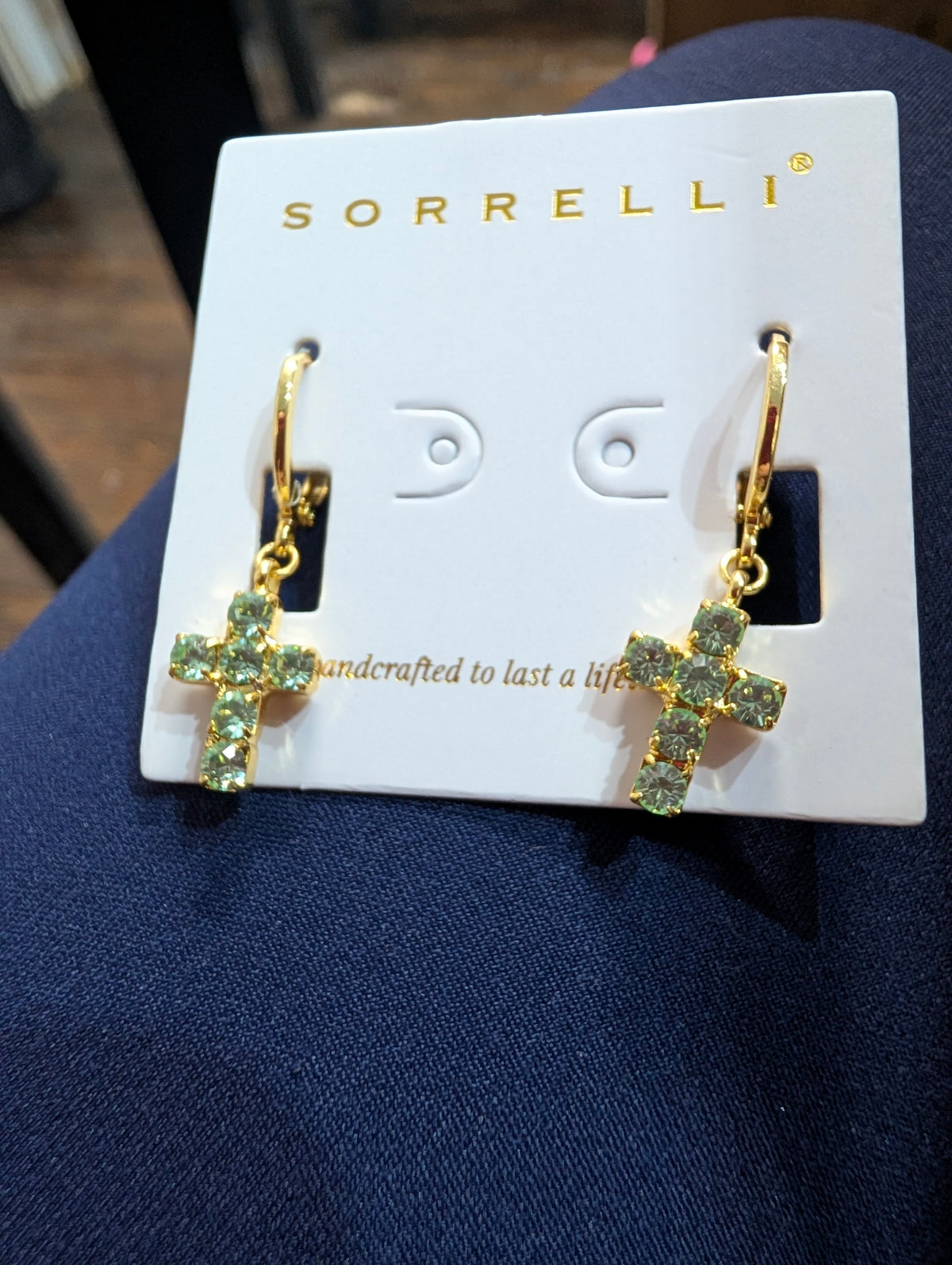 Carly Huggie Earrings-Chrysolite Champagne