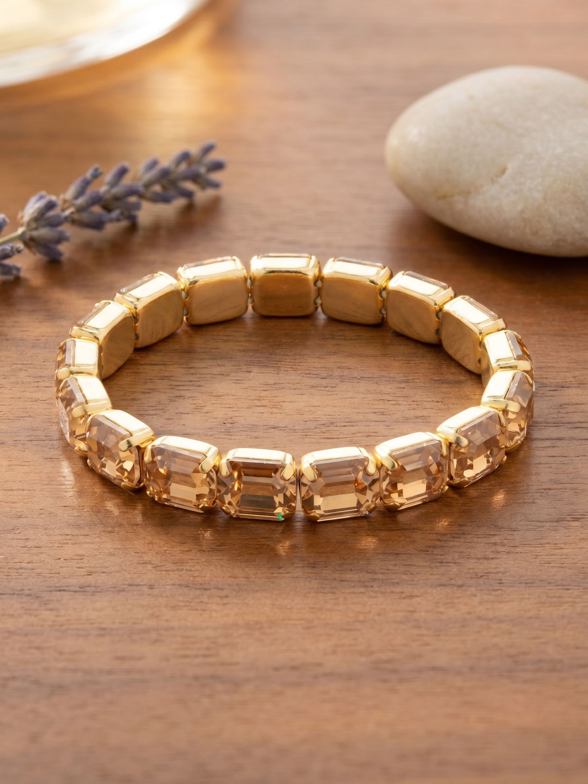 7 inch Easton Emerald Cut Stretch Bracelet - Light Colorado