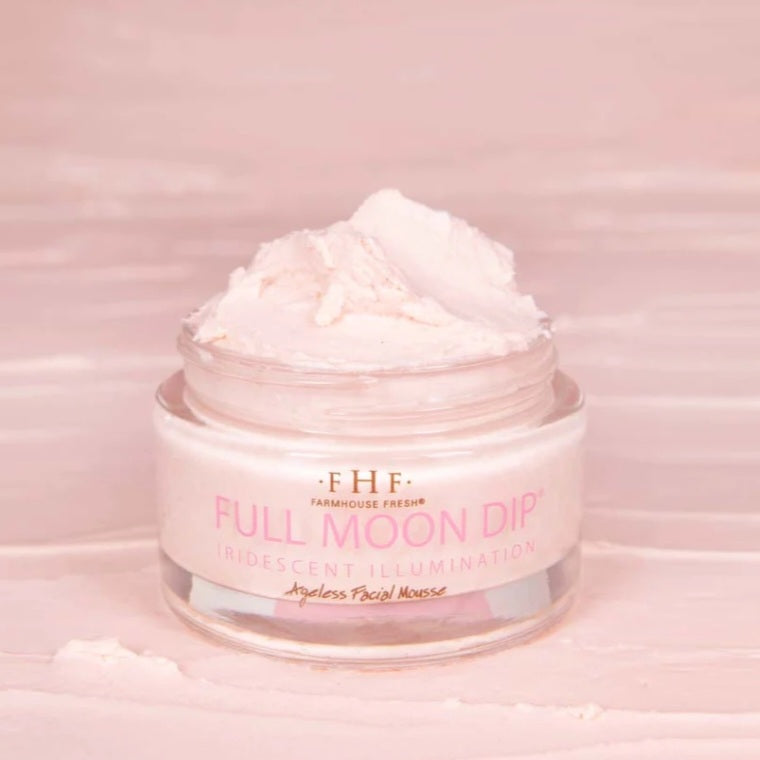 Full Moon Dip Iridescent Ageless Facial Mousse