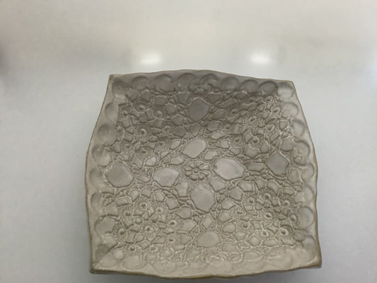 FP Doily Square Bowl